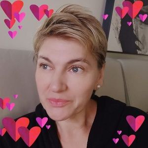 Meet your Posher, Daniela